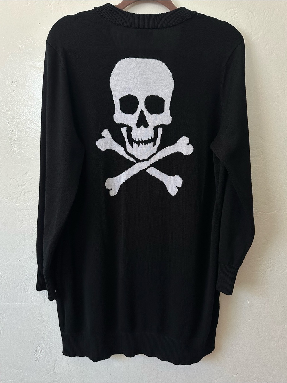 Torrid Skull and Crossbones Black Button Cardigan Sweater Plus Size 2 / 2X